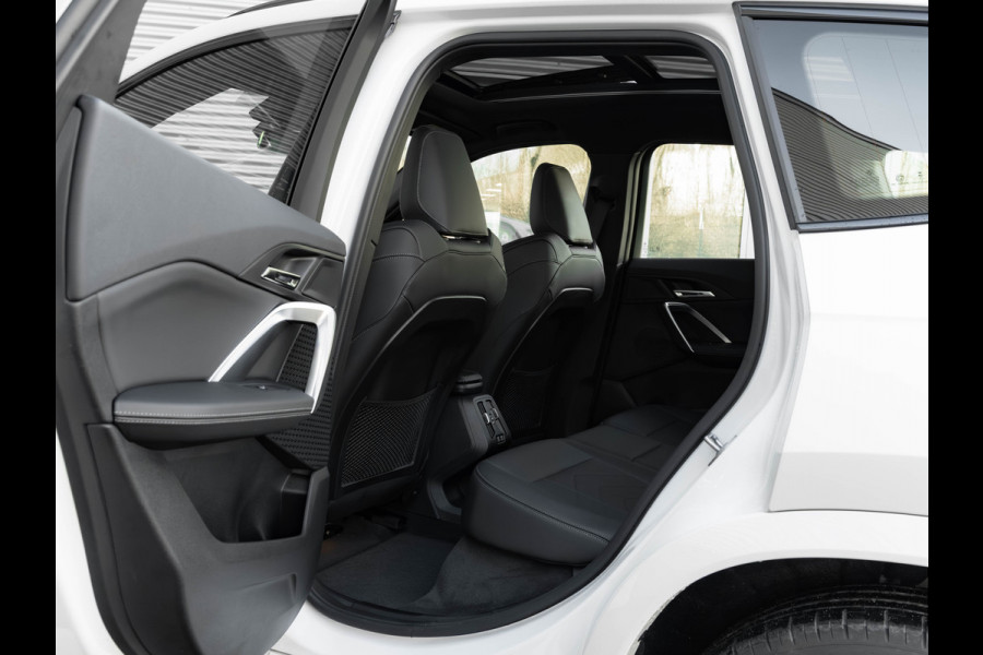 BMW X1 xDrive25e M-Sport - Pano - 19 inch - Camera - Comfort Access