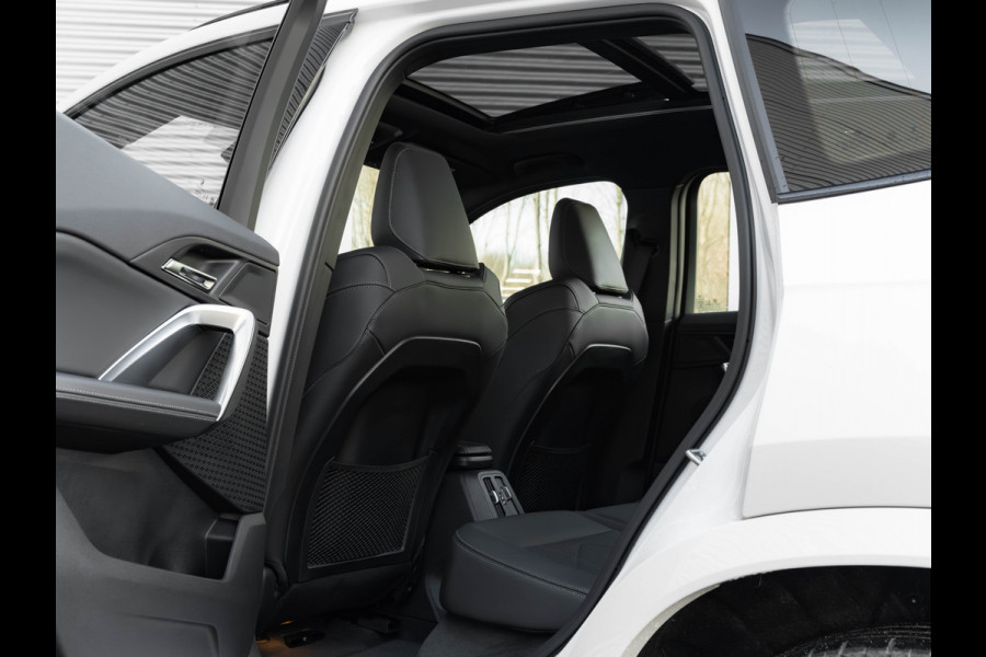 BMW X1 xDrive25e M-Sport - Pano - 19 inch - Camera - Comfort Access