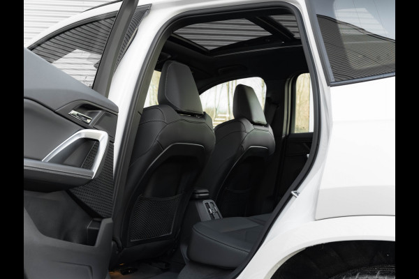 BMW X1 xDrive25e M-Sport - Pano - 19 inch - Camera - Comfort Access