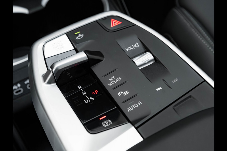 BMW X1 xDrive25e M-Sport - Pano - 19 inch - Camera - Comfort Access