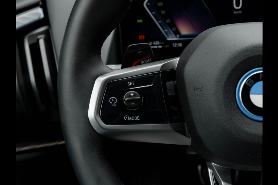 BMW X3 30e xDrive M-Sport - Trekhaak - ACC - Verwarmd Stuurwiel