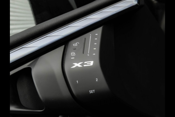BMW X3 30e xDrive M-Sport - ACC - Stuurwiel Verwarmd - Memoryzetel