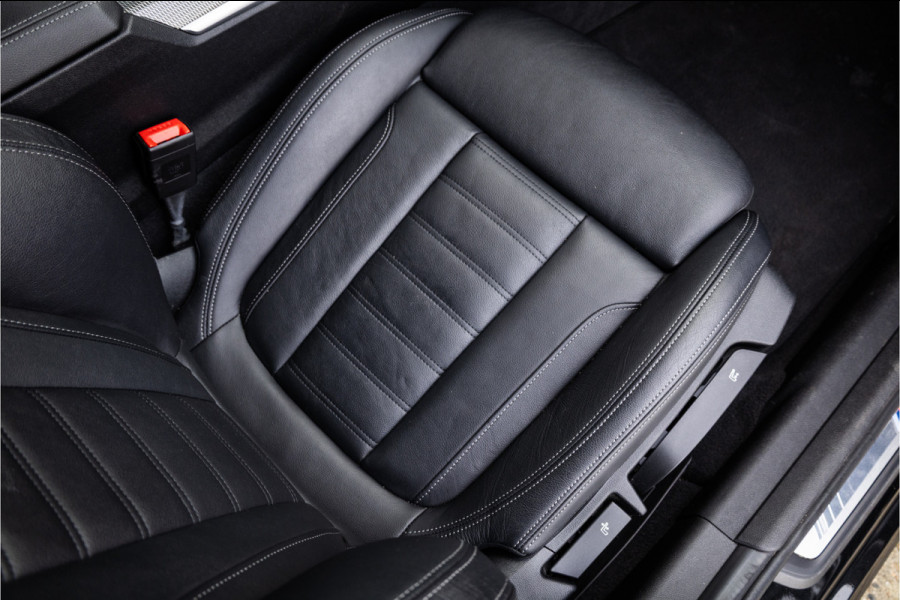 BMW 3 Serie Touring 320i M Sport High Ex Camera / HiFi / Trekhaak / 19inch /