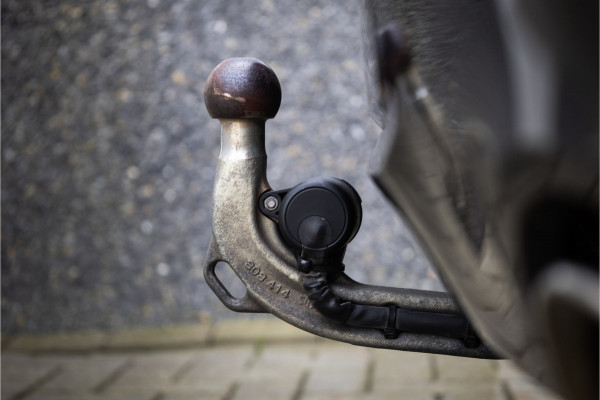 BMW 3 Serie Touring 320i M Sport High Ex Camera / HiFi / Trekhaak / 19inch /