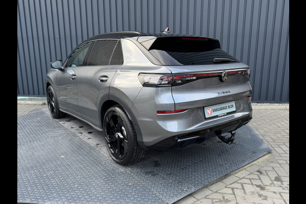 Volkswagen T-Roc 1.5 eTsi R-Line First Edition | Trekhaak wegkl. | 360 Camera | Panodak | Harman/Kardon | Prijs Rijklaar!!