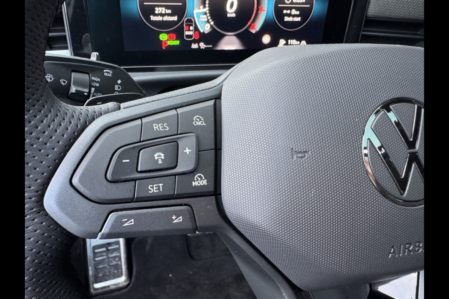 Volkswagen T-Roc 1.5 eTsi R-Line First Edition | Trekhaak wegkl. | 360 Camera | Panodak | Harman/Kardon | Prijs Rijklaar!!