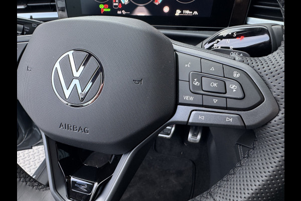 Volkswagen T-Roc 1.5 eTsi R-Line First Edition | Trekhaak wegkl. | 360 Camera | Panodak | Harman/Kardon | Prijs Rijklaar!!