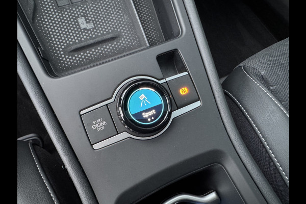 Volkswagen T-Roc 1.5 eTsi R-Line First Edition | Trekhaak wegkl. | 360 Camera | Panodak | Harman/Kardon | Prijs Rijklaar!!