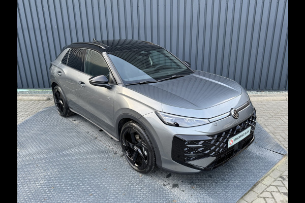 Volkswagen T-Roc 1.5 eTsi R-Line First Edition | Trekhaak wegkl. | 360 Camera | Panodak | Harman/Kardon | Prijs Rijklaar!!