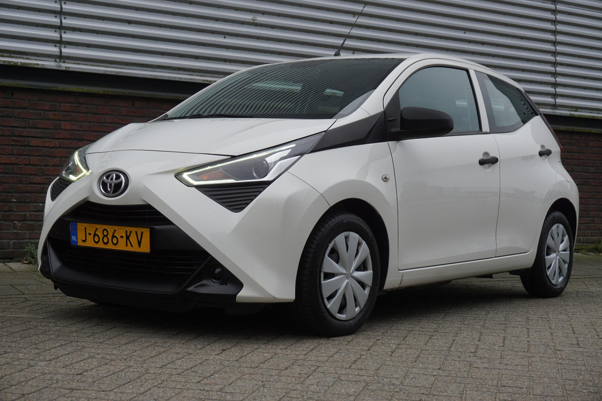 Toyota Aygo 1.0 VVT-i x-fun | Led | Bluetooth | Cruise Control