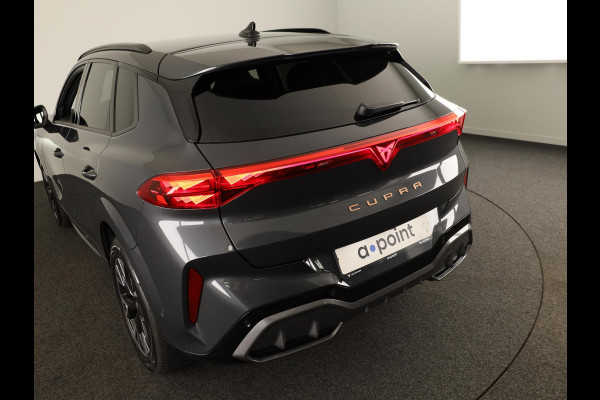 CUPRA Terramar 1.5 TSI e-Hybrid Business 204pk | Navigatie | Parkeercamera | Elektrisch verstelbare voorstoelen met geheugen |