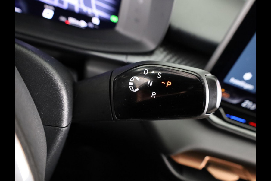 CUPRA Terramar 1.5 TSI e-Hybrid Business 204pk | Navigatie | Parkeercamera | Elektrisch verstelbare voorstoelen met geheugen |