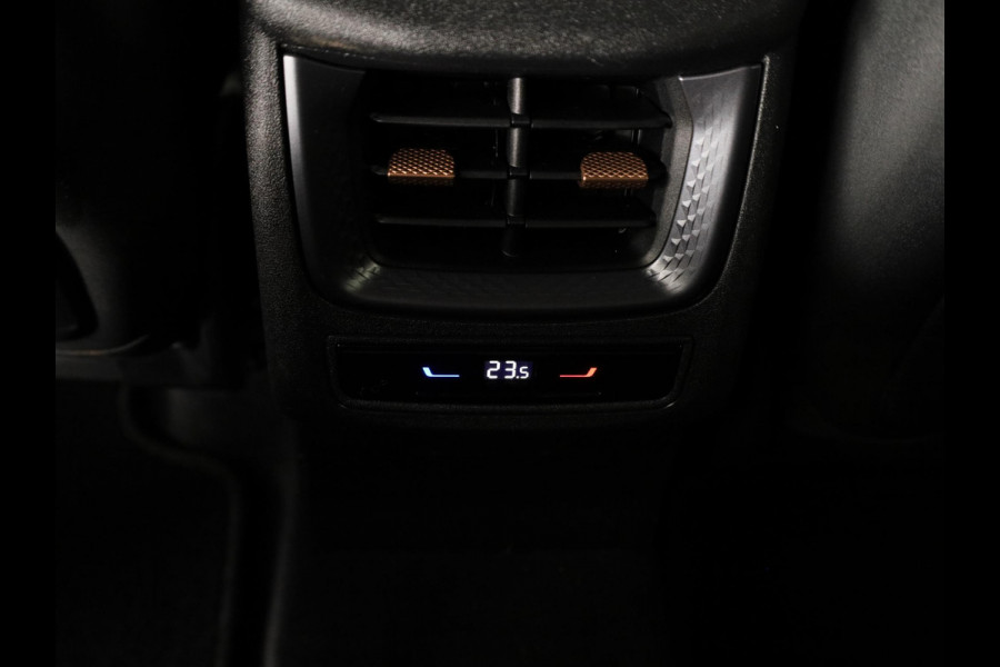 CUPRA Terramar 1.5 TSI e-Hybrid Business 204pk | Navigatie | Parkeercamera | Elektrisch verstelbare voorstoelen met geheugen |