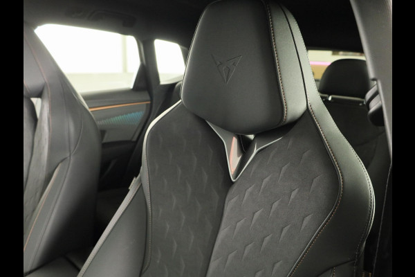 CUPRA Terramar 1.5 TSI e-Hybrid Business 204pk | Navigatie | Parkeercamera | Elektrisch verstelbare voorstoelen met geheugen |