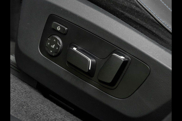 BMW X3 30e xDrive M-Sport - Trekhaak - ACC - Head-up - Stuurwiel Verwarming