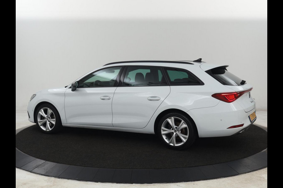 Seat Leon 1.5 eTSI FR Intens | Carplay | Adaptive cruise | Sfeerverlichting | Navigatie | Parkeerhulp | Dodehoek detectie | Full LED | Climate control | Bluetooth