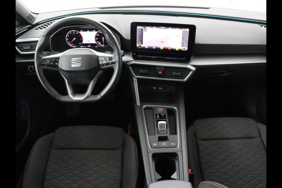 Seat Leon 1.5 eTSI FR Intens | Carplay | Adaptive cruise | Sfeerverlichting | Navigatie | Parkeerhulp | Dodehoek detectie | Full LED | Climate control | Bluetooth