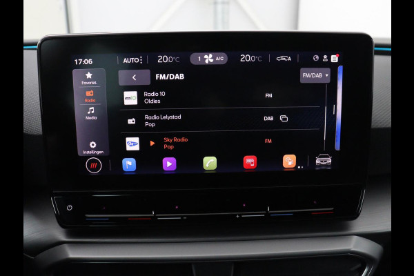 Seat Leon 1.5 eTSI FR Intens | Carplay | Adaptive cruise | Sfeerverlichting | Navigatie | Parkeerhulp | Dodehoek detectie | Full LED | Climate control | Bluetooth