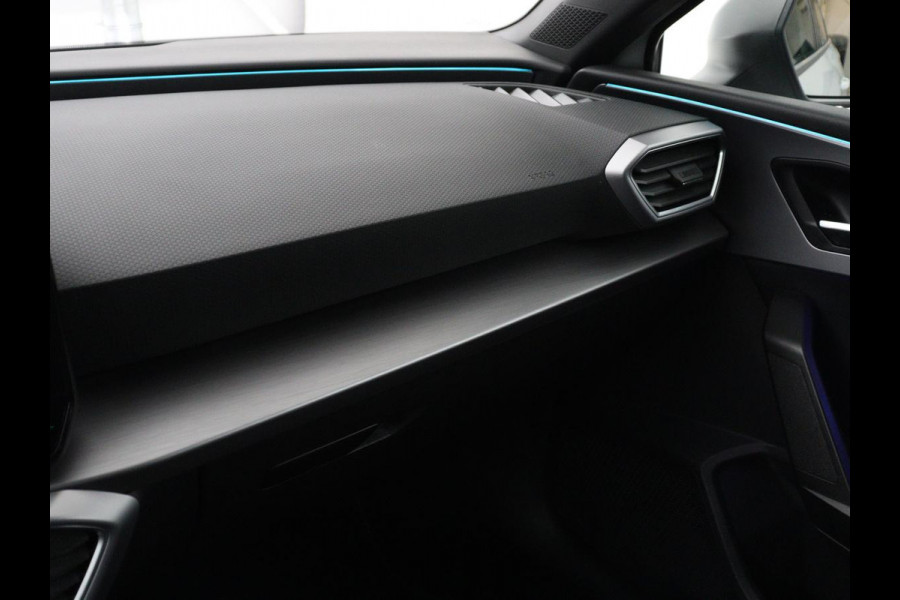 Seat Leon 1.5 eTSI FR Intens | Carplay | Adaptive cruise | Sfeerverlichting | Navigatie | Parkeerhulp | Dodehoek detectie | Full LED | Climate control | Bluetooth