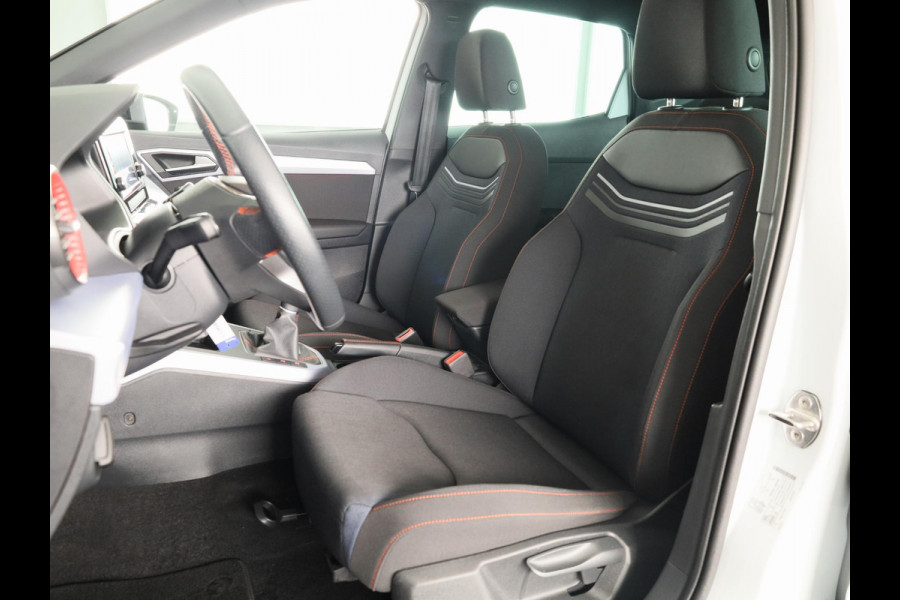 Seat Arona 1.0 TSI FR 95pk | Navigatie via App | Virtual Cockpit | Verlengde garantie | Parkeersensoren
