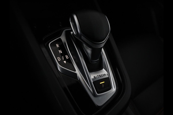 Renault Arkana 1.6 E-Tech Hybrid 145 R.S. Line | Panoramadak | Leder/Alcantara | Trekhaak | Stoelverwarming | Adaptive cruise | Camera | Carplay | Keyless | Park Assist | Full LED | Navigatie