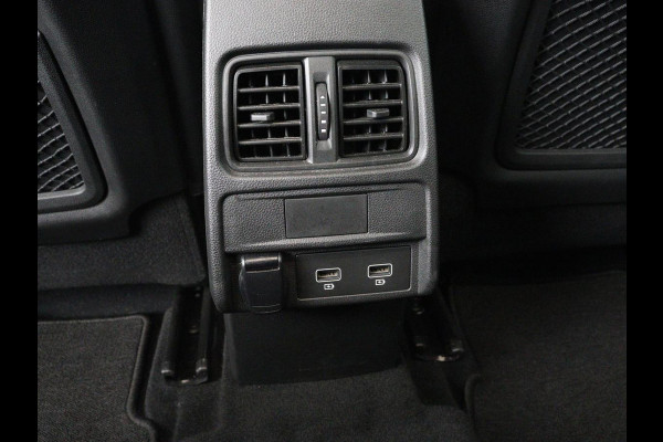 Renault Arkana 1.6 E-Tech Hybrid 145 R.S. Line | Panoramadak | Leder/Alcantara | Trekhaak | Stoelverwarming | Adaptive cruise | Camera | Carplay | Keyless | Park Assist | Full LED | Navigatie