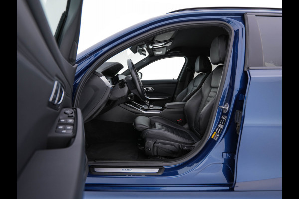 BMW 3 Serie Touring 320e Business Edition Plus [Plug-In] (INCL-BTW) Aut. *LEATHER | FULL-LED | HEATED-SPORTSEATS | DIGI-COCKPIT | HIFI-SOUND | NAVI-FULLMAP | PRIVACYGLASS | PDC | AMBIENTLIGHT | DAB | KEYLESS | TOWBAR | 17"ALU* *