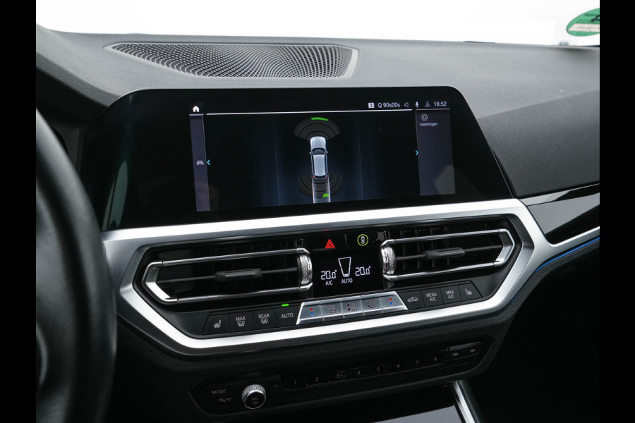 BMW 3 Serie Touring 320e Business Edition Plus [Plug-In] (INCL-BTW) Aut. *LEATHER | FULL-LED | HEATED-SPORTSEATS | DIGI-COCKPIT | HIFI-SOUND | NAVI-FULLMAP | PRIVACYGLASS | PDC | AMBIENTLIGHT | DAB | KEYLESS | TOWBAR | 17"ALU* *