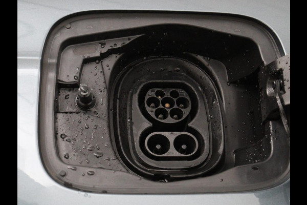 Škoda ENYAQ iV 80 Sportline | SOH 91% | Panoramdak | Head-Up | Trekhaak | Adaptive cruise | 360 Camera | Stoelverwarming | Matrix LED | Memory | Carplay | Navigatie | Alcantara