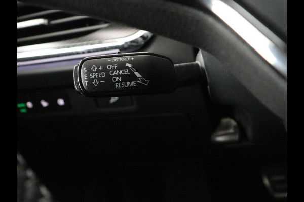 Škoda ENYAQ iV 80 Sportline | SOH 91% | Panoramdak | Head-Up | Trekhaak | Adaptive cruise | 360 Camera | Stoelverwarming | Matrix LED | Memory | Carplay | Navigatie | Alcantara