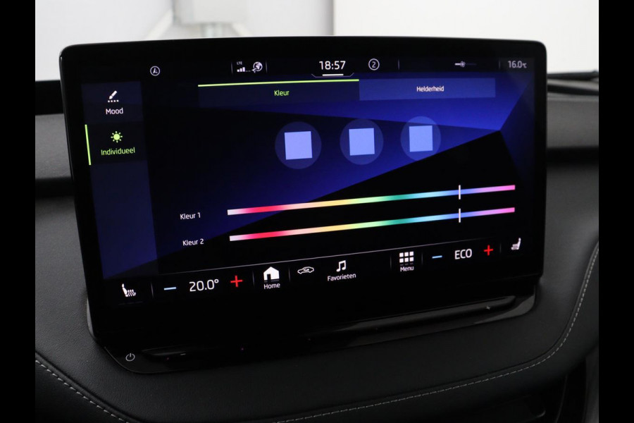 Škoda ENYAQ iV 80 Sportline | SOH 91% | Panoramdak | Head-Up | Trekhaak | Adaptive cruise | 360 Camera | Stoelverwarming | Matrix LED | Memory | Carplay | Navigatie | Alcantara