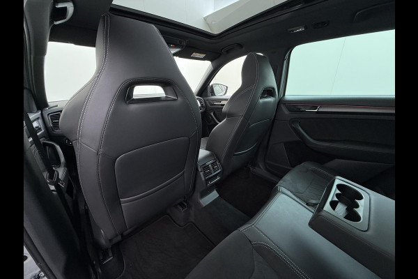 Škoda Kodiaq 1.5 TSI Sportline Business VAN €43.900,- NU VOOR SLECHTS €39.877,- Uw LENTEVOORDEEL €4.023,- |AUTOMAAT | PANORAMADAK | ADAPTIEVE CRUISECONTROL | CAMERA | ELEKTRISCHE STOEL/KOFFERRUIK | STANDKACHEL | STOELVERWARMING VOOR + ACHTER | SKODA DEALER ONDERHOUDEN | RIJKLAAR GELEVERD