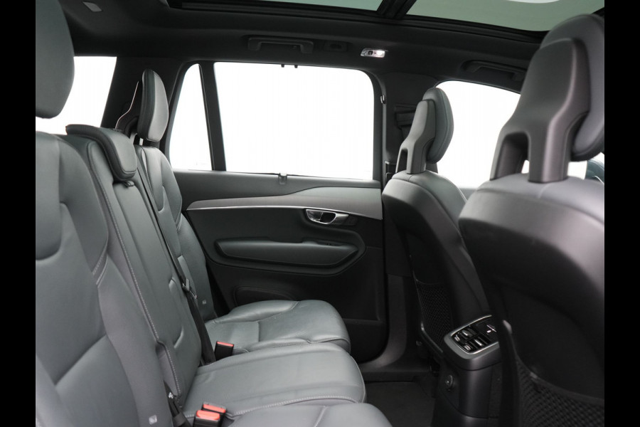Volvo XC90 T8 Recharge AWD Inscription 7 Persoons Plug In Hybrid 394pk Dealer O.H PHEV | Luchtvering | Panodak | Trekhaak af Fabriek | Adaptive Cruise |  Head Up | 360 camera | 21"L.M | BLIS | Harman Kardon |