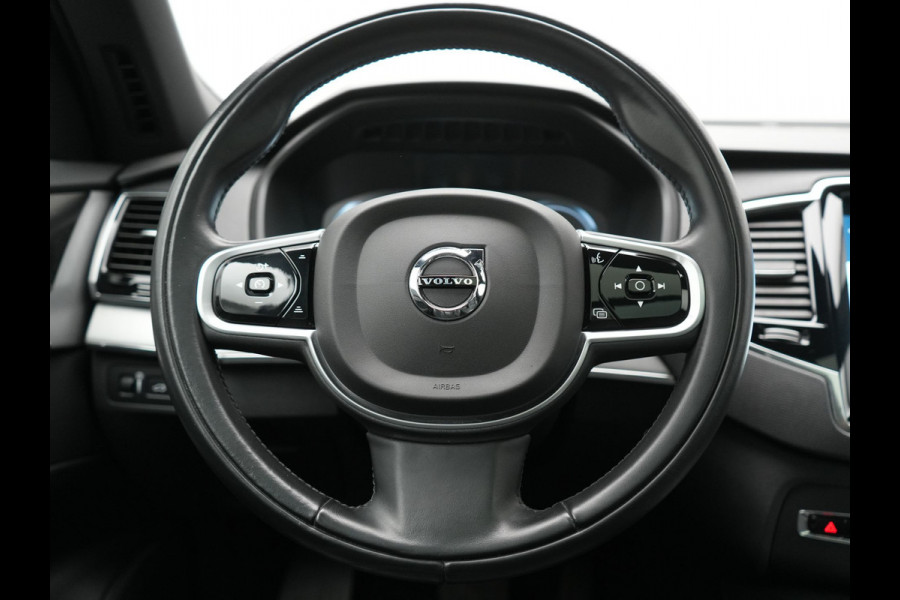Volvo XC90 T8 Recharge AWD Inscription 7 Persoons Plug In Hybrid 394pk Dealer O.H PHEV | Luchtvering | Panodak | Trekhaak af Fabriek | Adaptive Cruise |  Head Up | 360 camera | 21"L.M | BLIS | Harman Kardon |