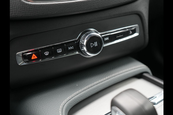 Volvo XC90 T8 Recharge AWD Inscription 7 Persoons Plug In Hybrid 394pk Dealer O.H PHEV | Luchtvering | Panodak | Trekhaak af Fabriek | Adaptive Cruise |  Head Up | 360 camera | 21"L.M | BLIS | Harman Kardon |