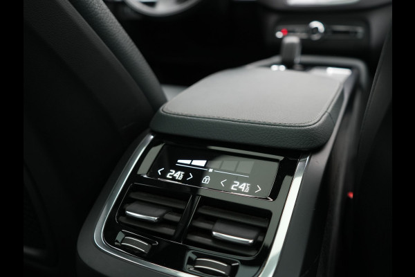 Volvo XC90 T8 Recharge AWD Inscription 7 Persoons Plug In Hybrid 394pk Dealer O.H PHEV | Luchtvering | Panodak | Trekhaak af Fabriek | Adaptive Cruise |  Head Up | 360 camera | 21"L.M | BLIS | Harman Kardon |