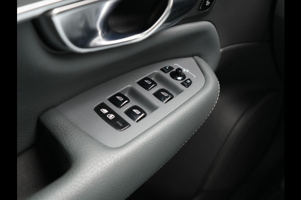 Volvo XC90 T8 Recharge AWD Inscription 7 Persoons Plug In Hybrid 394pk Dealer O.H PHEV | Luchtvering | Panodak | Trekhaak af Fabriek | Adaptive Cruise |  Head Up | 360 camera | 21"L.M | BLIS | Harman Kardon |