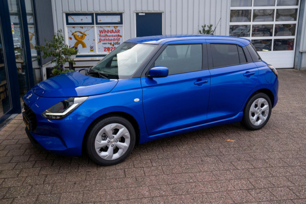 Suzuki Swift 1.2 Comfort Smart Hybrid|Prijs rijklaar incl. 12 mnd garantie| LMV DAB Carplay/Android auto Camera Stoelverwarming