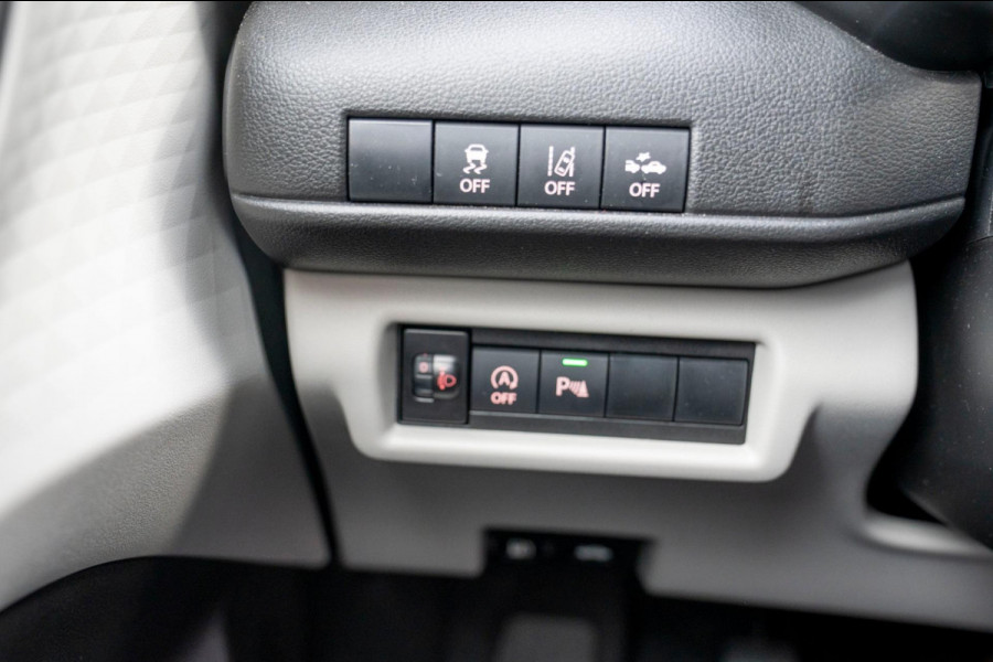 Suzuki Swift 1.2 Comfort Smart Hybrid|Prijs rijklaar incl. 12 mnd garantie| LMV DAB Carplay/Android auto Camera Stoelverwarming