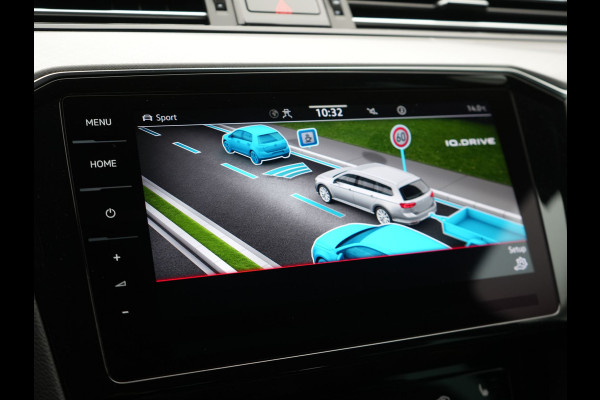 Volkswagen Passat Variant GTE Business Plug In Hybrid 218pk Dealer O.H PHEV | Trekhaak af Fabriek | Adaptive Cruise | Alcantara Sportstoelen Massage | Camera | Virtual | 18"L.M | Keyless | Matrix LED | Apple Carplay |