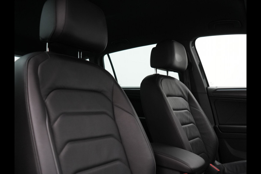 Seat Tarraco 1.4 TSI Xcellence Plug In Hybrid 245pk Dealer O.H PHEV | Trekhaak af Fabriek | Adaptive Cruise | Lederen Sportstoelen Memory | 360 Camera | Stuur & Stoelverwarming | Keyless | 19"L.M | Parkassist | Virtual |