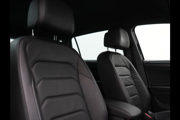 Seat Tarraco 1.4 TSI Xcellence Plug In Hybrid 245pk Dealer O.H PHEV | Trekhaak af Fabriek | Adaptive Cruise | Lederen Sportstoelen Memory | 360 Camera | Stuur & Stoelverwarming | Keyless | 19"L.M | Parkassist | Virtual |