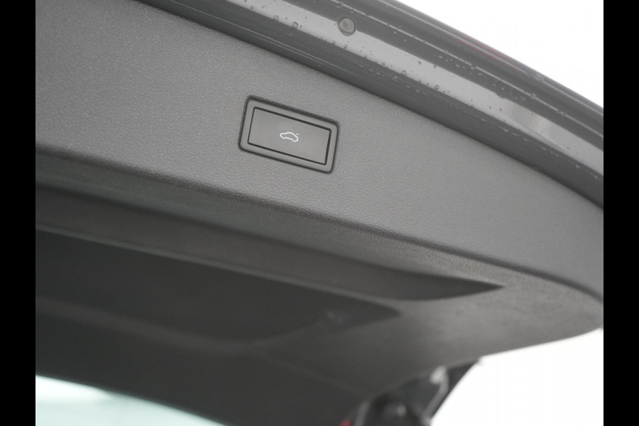 Seat Tarraco 1.4 TSI Xcellence Plug In Hybrid 245pk Dealer O.H PHEV | Trekhaak af Fabriek | Adaptive Cruise | Lederen Sportstoelen Memory | 360 Camera | Stuur & Stoelverwarming | Keyless | 19"L.M | Parkassist | Virtual |