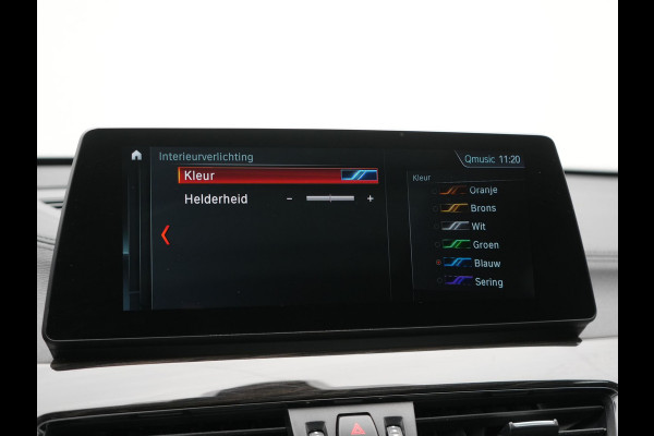 BMW X1 xDrive25e X Line Plug In Hybrid 221pk Dealer O.H. PHEV | Panodak | Head Up | Camera | Stuur Verwarmd | Lederen Sportstoelen Verwarmd | Hifi Audio | Adaptive LED | Sfeerverlichting | Cruise Control | Navigatie | DAB |