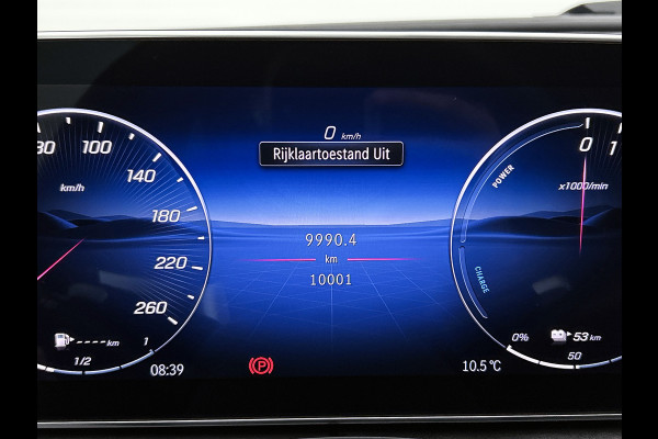 Mercedes-Benz CLE Coupé 300 e AMG Plug-In Hybride AMG | Night Pakket | Panorama Schuif-Kanteldak | Digital Licht | Burmester® | Stuur en Stoelverwarming. MB-paasweekend