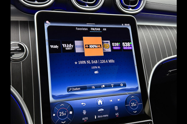 Mercedes-Benz CLE Coupé 300 e AMG Plug-In Hybride AMG | Night Pakket | Panorama Schuif-Kanteldak | Digital Licht | Burmester® | Stuur en Stoelverwarming. MB-paasweekend