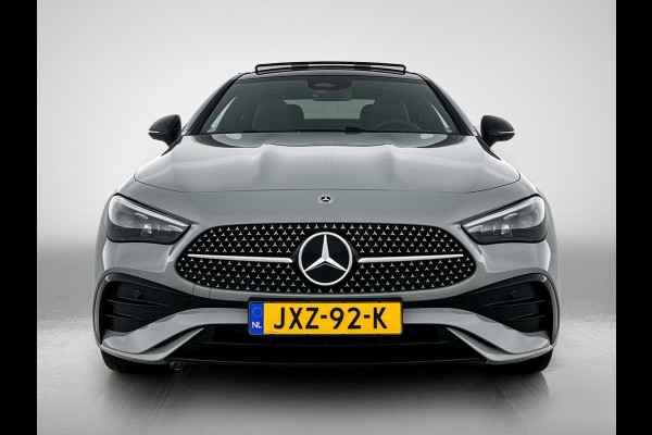 Mercedes-Benz CLE Coupé 300 e AMG Plug-In Hybride AMG | Night Pakket | Panorama Schuif-Kanteldak | Digital Licht | Burmester® | Stuur en Stoelverwarming. MB-paasweekend