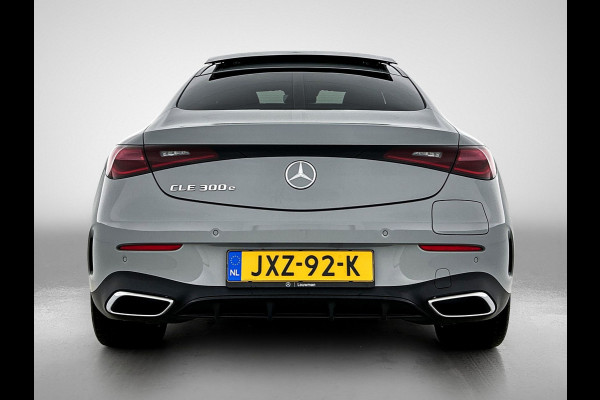 Mercedes-Benz CLE Coupé 300 e AMG Plug-In Hybride AMG | Night Pakket | Panorama Schuif-Kanteldak | Digital Licht | Burmester® | Stuur en Stoelverwarming. MB-paasweekend