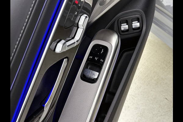 Mercedes-Benz CLE Coupé 300 e AMG Plug-In Hybride AMG | Night Pakket | Panorama Schuif-Kanteldak | Digital Licht | Burmester® | Stuur en Stoelverwarming. MB-paasweekend