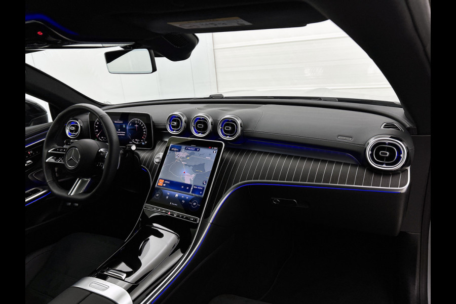 Mercedes-Benz CLE Coupé 300 e AMG Plug-In Hybride AMG | Night Pakket | Panorama Schuif-Kanteldak | Digital Licht | Burmester® | Stuur en Stoelverwarming. MB-paasweekend
